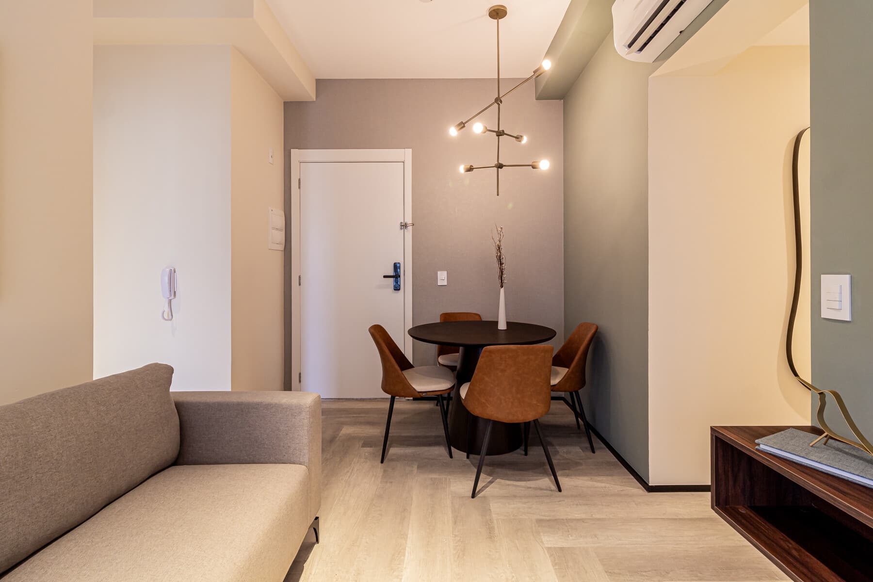 Iconyc House of Charlie