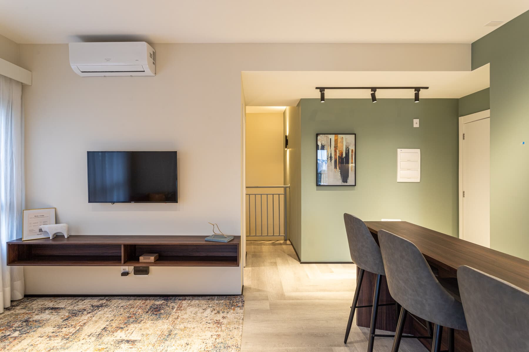 Apartamento Duplex (Casal e 2 Solteiro) - 90M - Iconyc House of Charlie