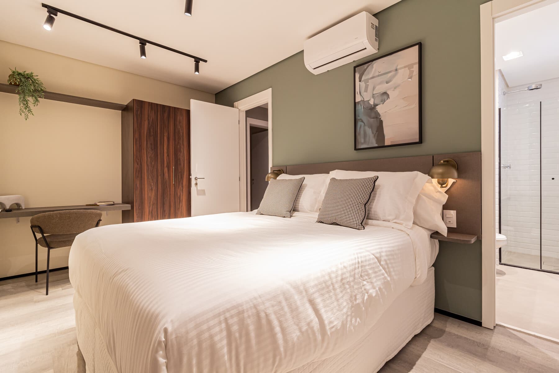 Apartamento Duplex (Casal e 2 Solteiro) - 92M - Iconyc House of Charlie