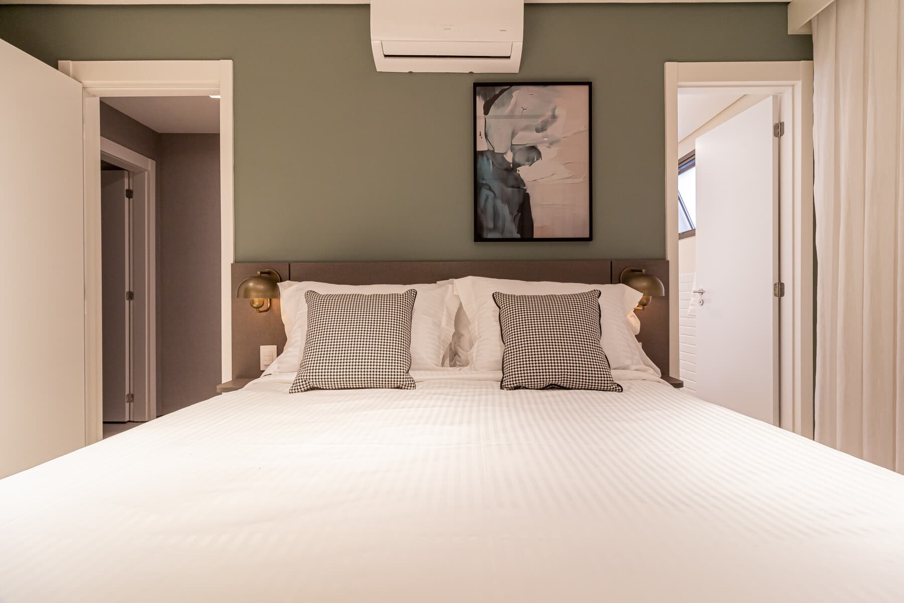 Iconyc House of Charlie