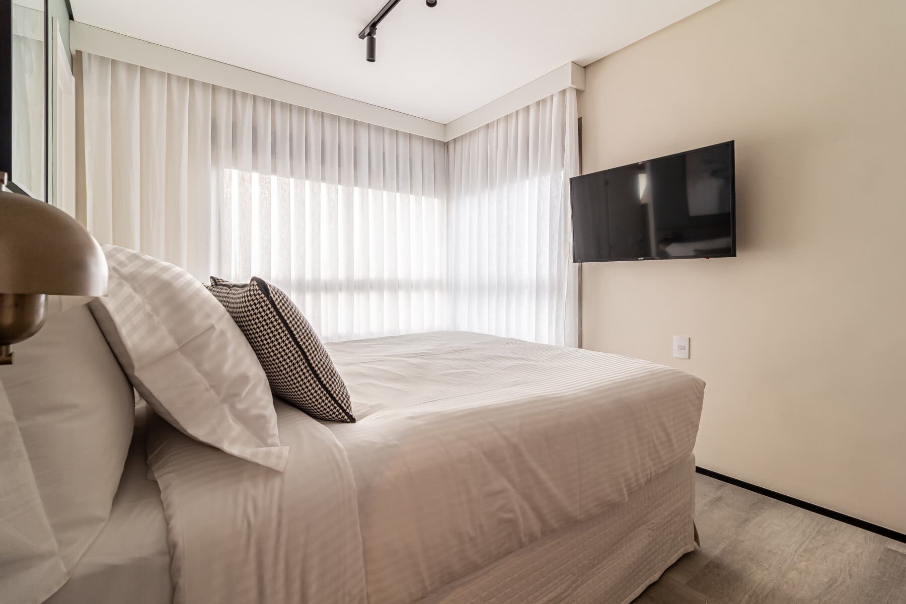 Apartamento Duplex (Casal e 2 Solteiro) - 92M - Iconyc House of Charlie