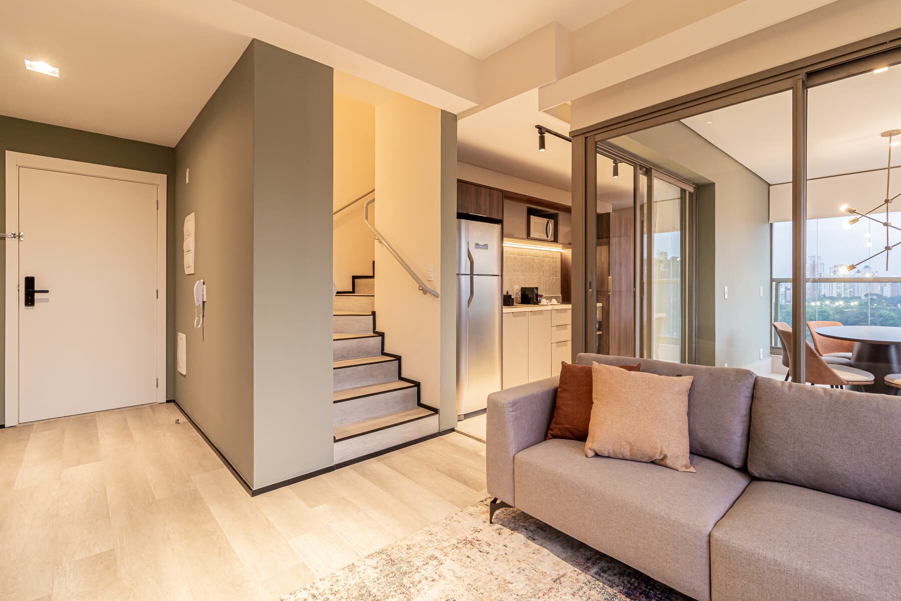 Apartamento Duplex (Casal e 2 Solteiro) - 92M - Iconyc House of Charlie