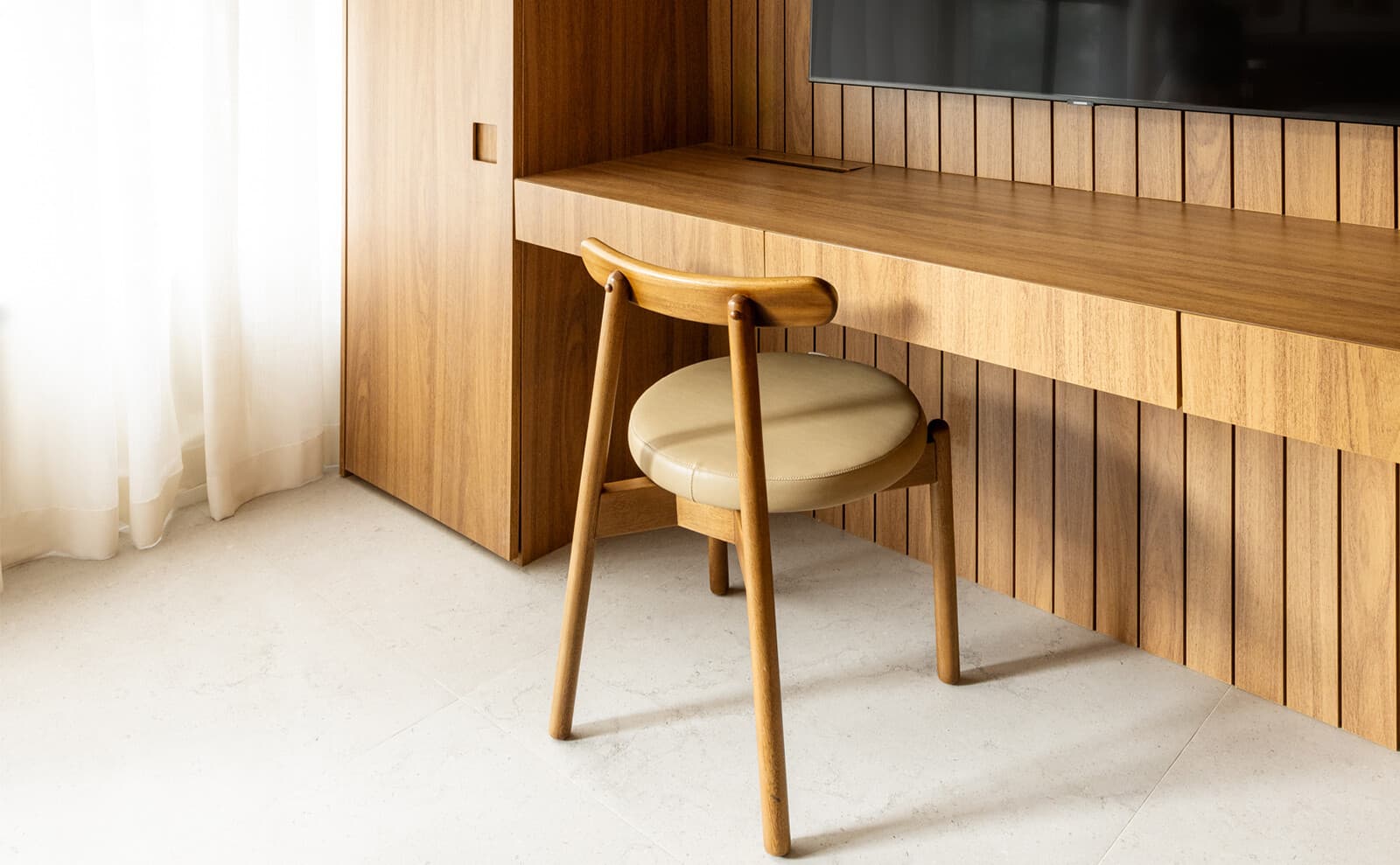 Studio Superior Casal 28m c cozinha e varanda - Exclusive Charlie Sintra Jardins