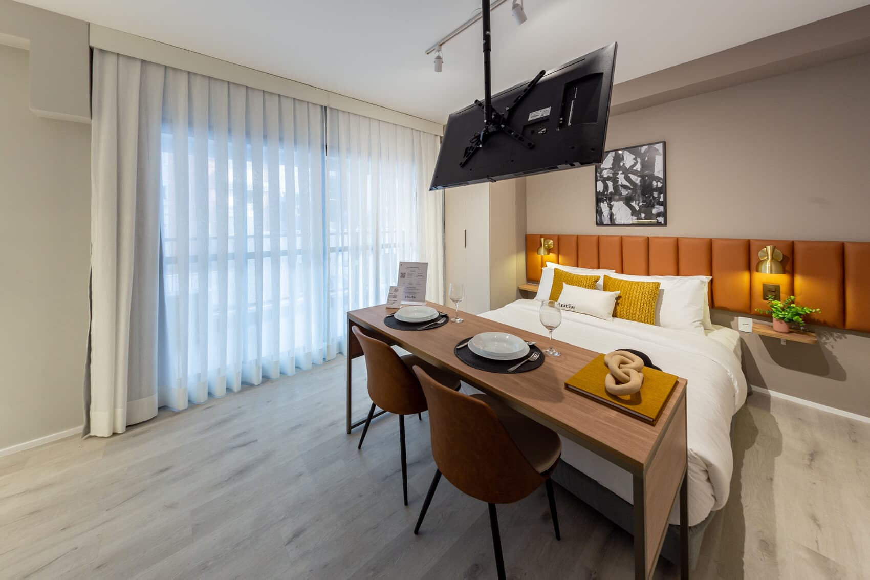 Charlie Contemporâneo Jardins Essential