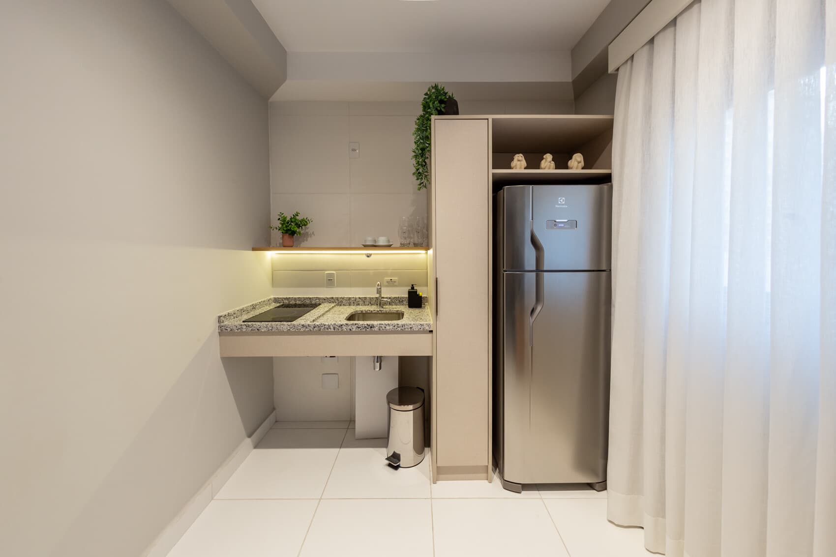 Charlie Contemporâneo Jardins Essential