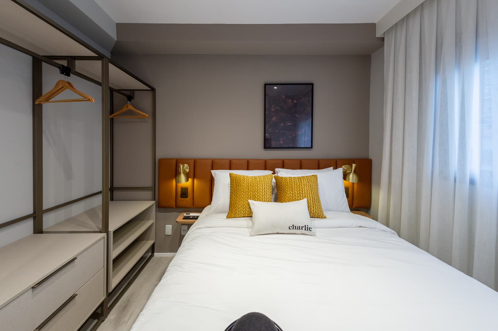 Charlie Contemporâneo Jardins Essential