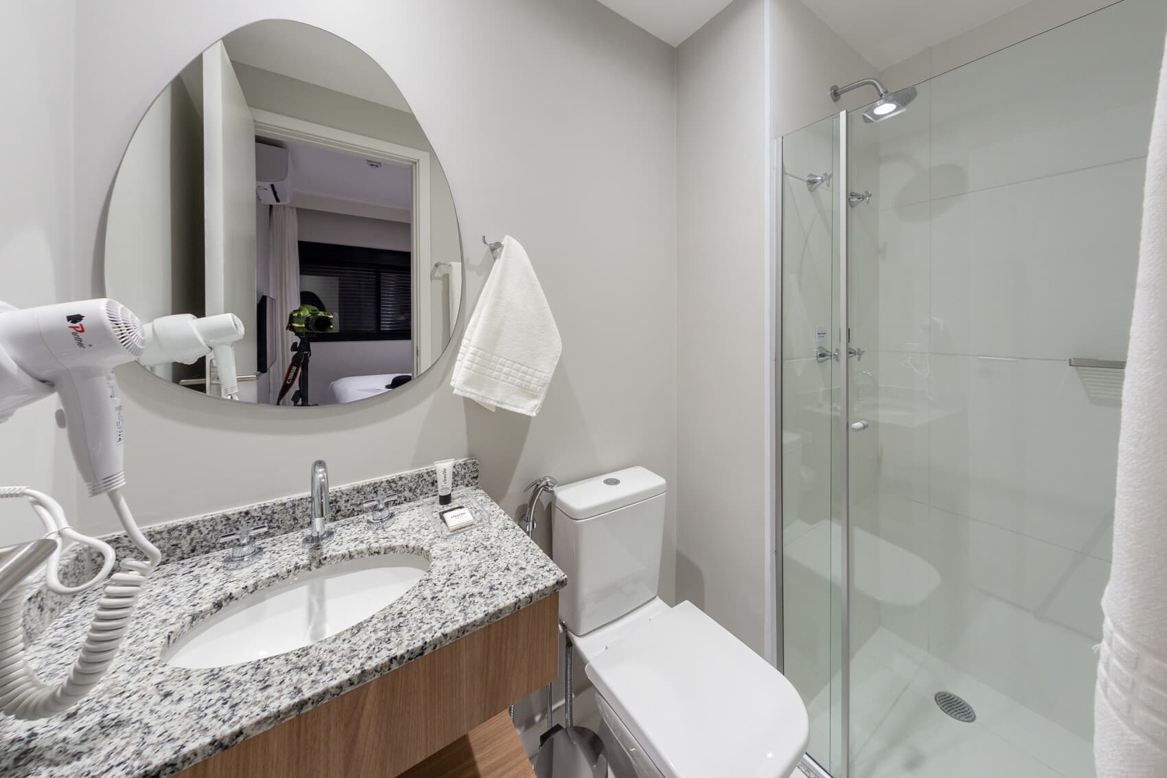 Apartamento 1 Dorm Casal - Charlie Contemporâneo Jardins Essential