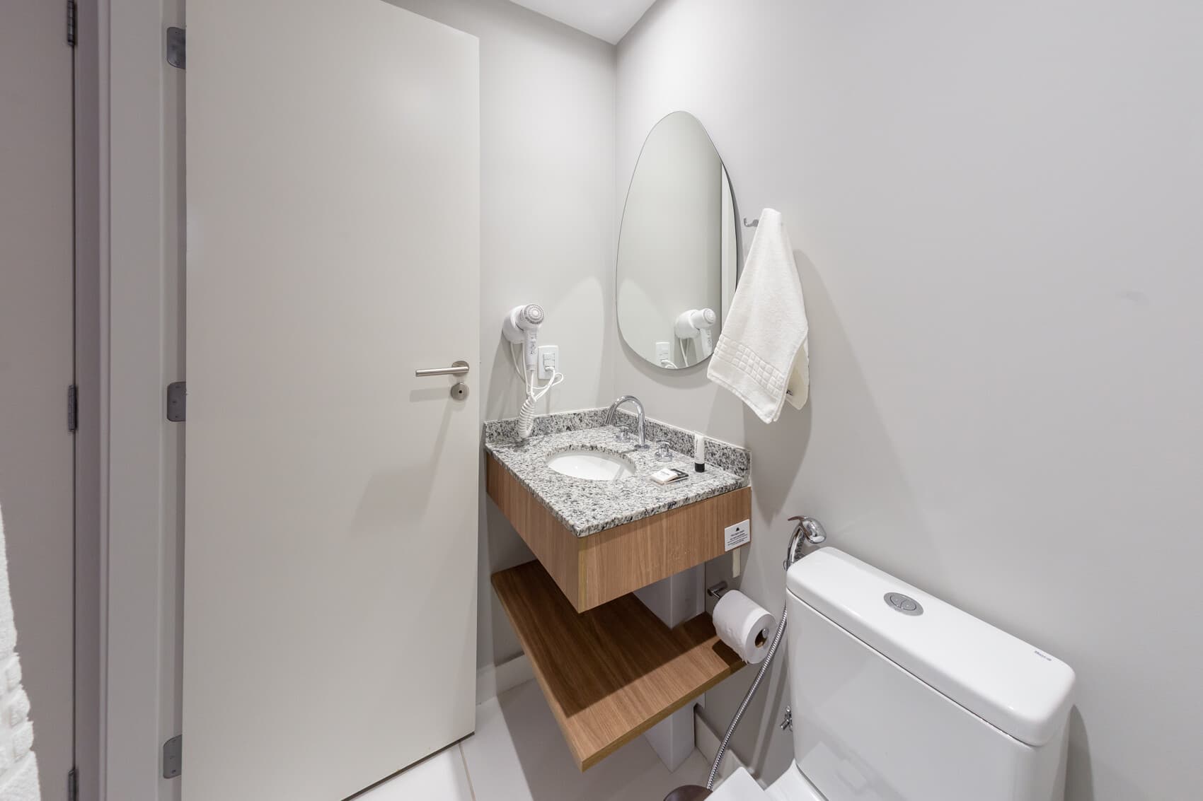 Apartamento 1 Dorm Casal - Charlie Contemporâneo Jardins Essential