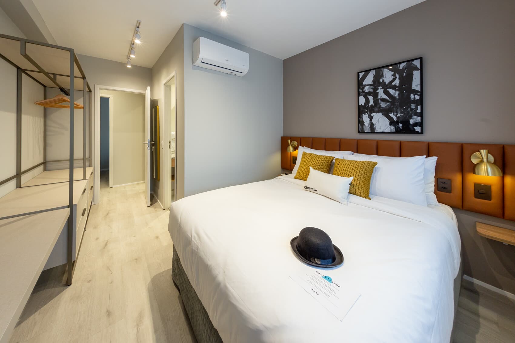 Charlie Contemporâneo Jardins Essential