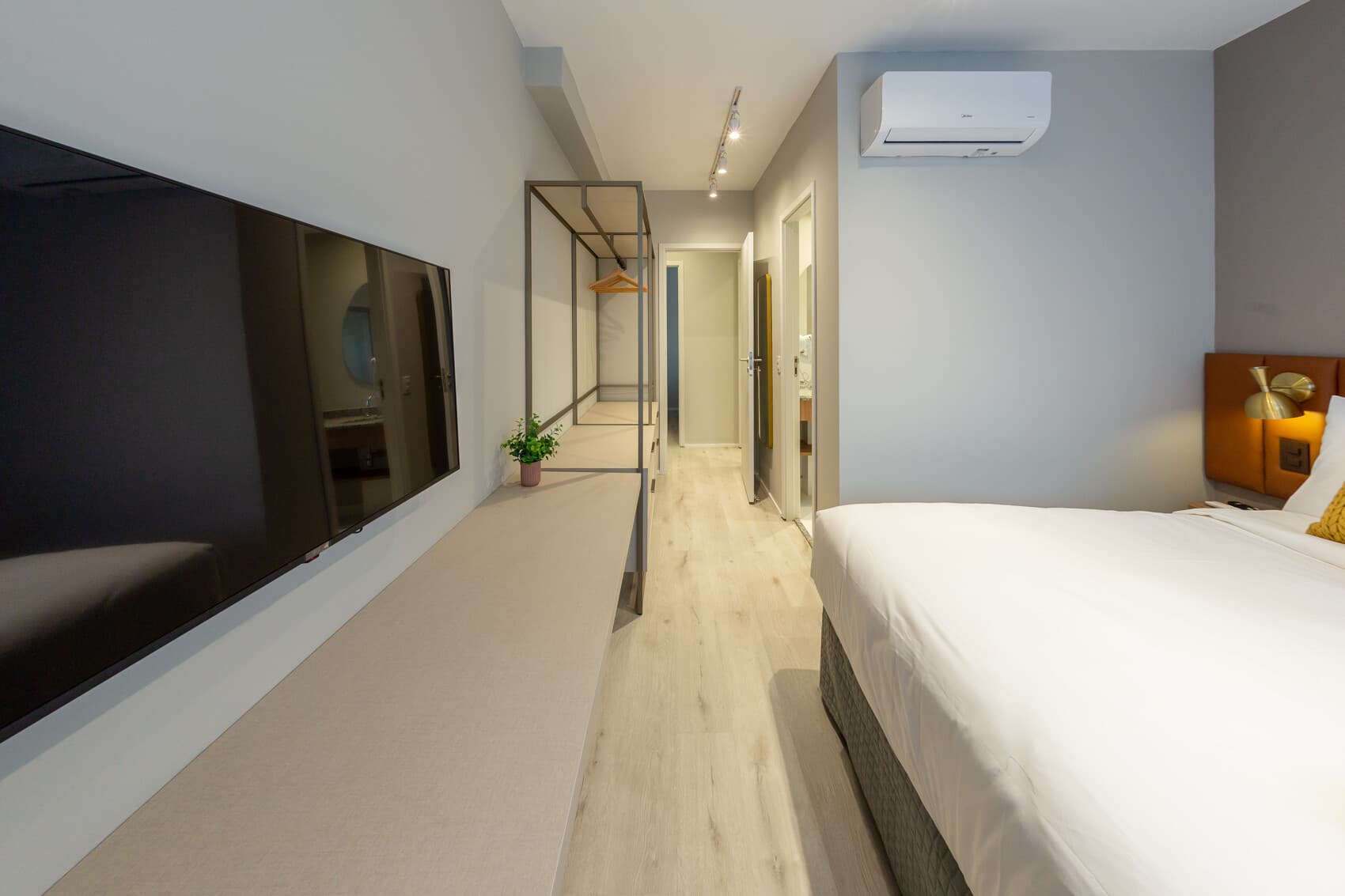 Apto 2 Dorms (Casal e 2 Solteiro) - Charlie Contemporâneo Jardins Essential