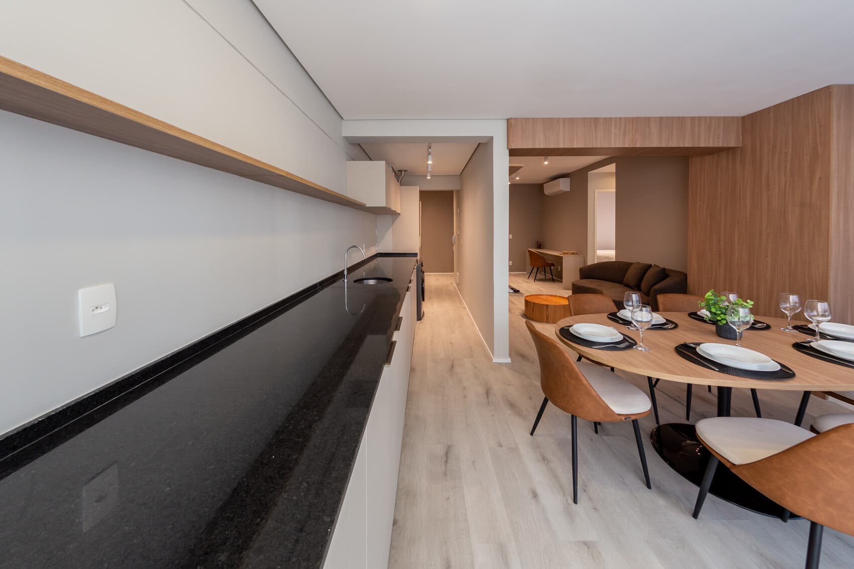 Apto 2 Dorms (Casal e 2 Solteiro) - Charlie Contemporâneo Jardins Essential