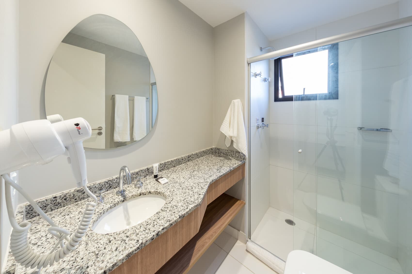 Apto 2 Dorms (Casal e 2 Solteiro) - Charlie Contemporâneo Jardins Essential