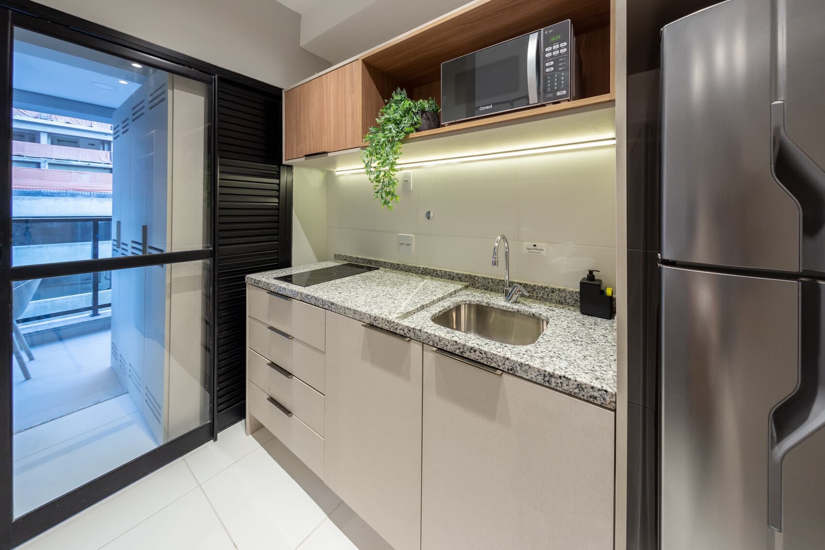 Charlie Contemporâneo Jardins