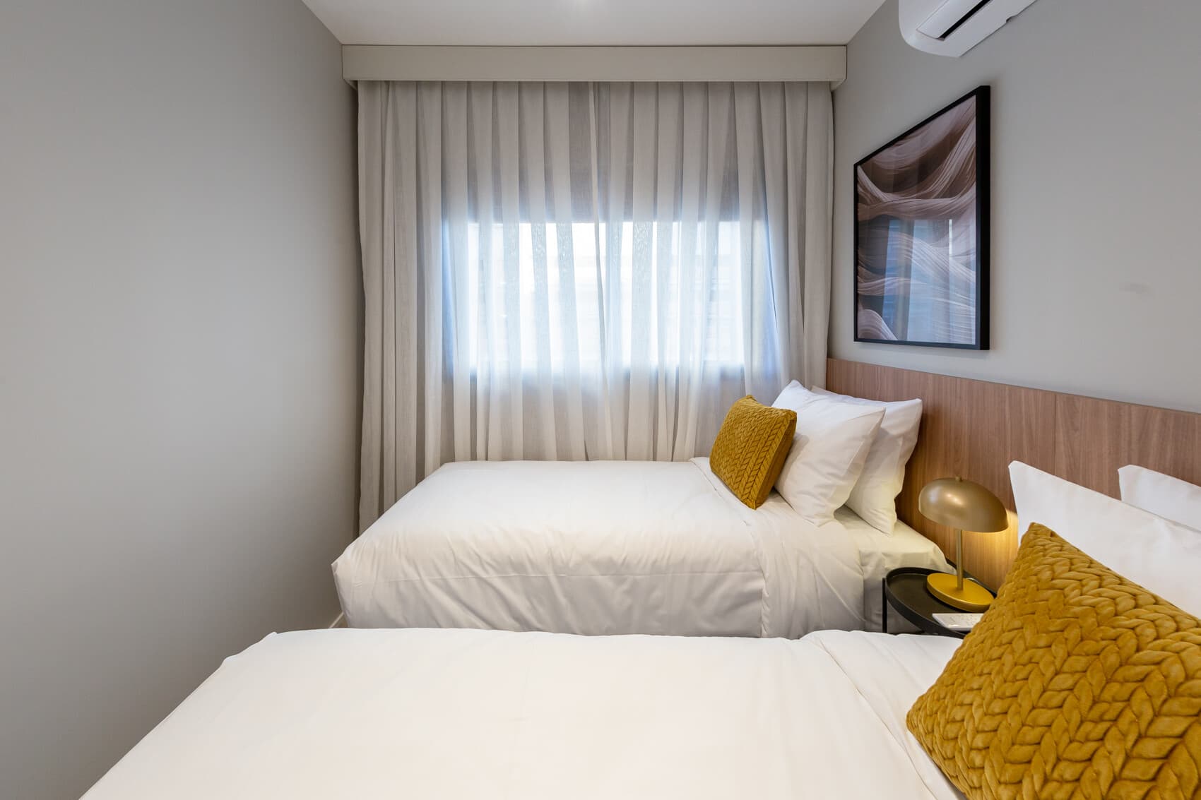 Charlie Contemporâneo Jardins