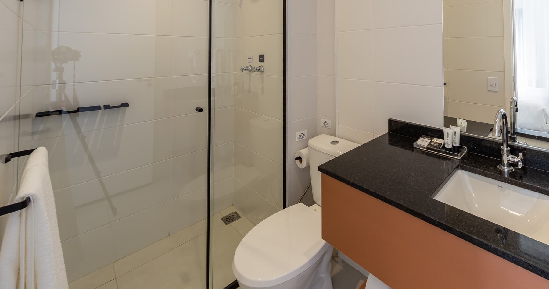 Apartamento 1 Dorm Casal com Varanda - Charlie Wonder Brooklin