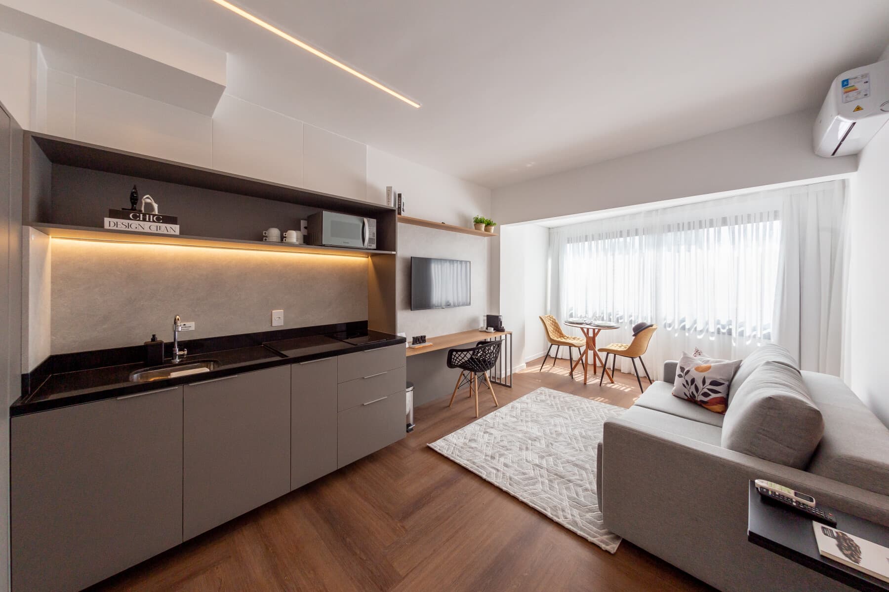 Charlie Wonder Brooklin