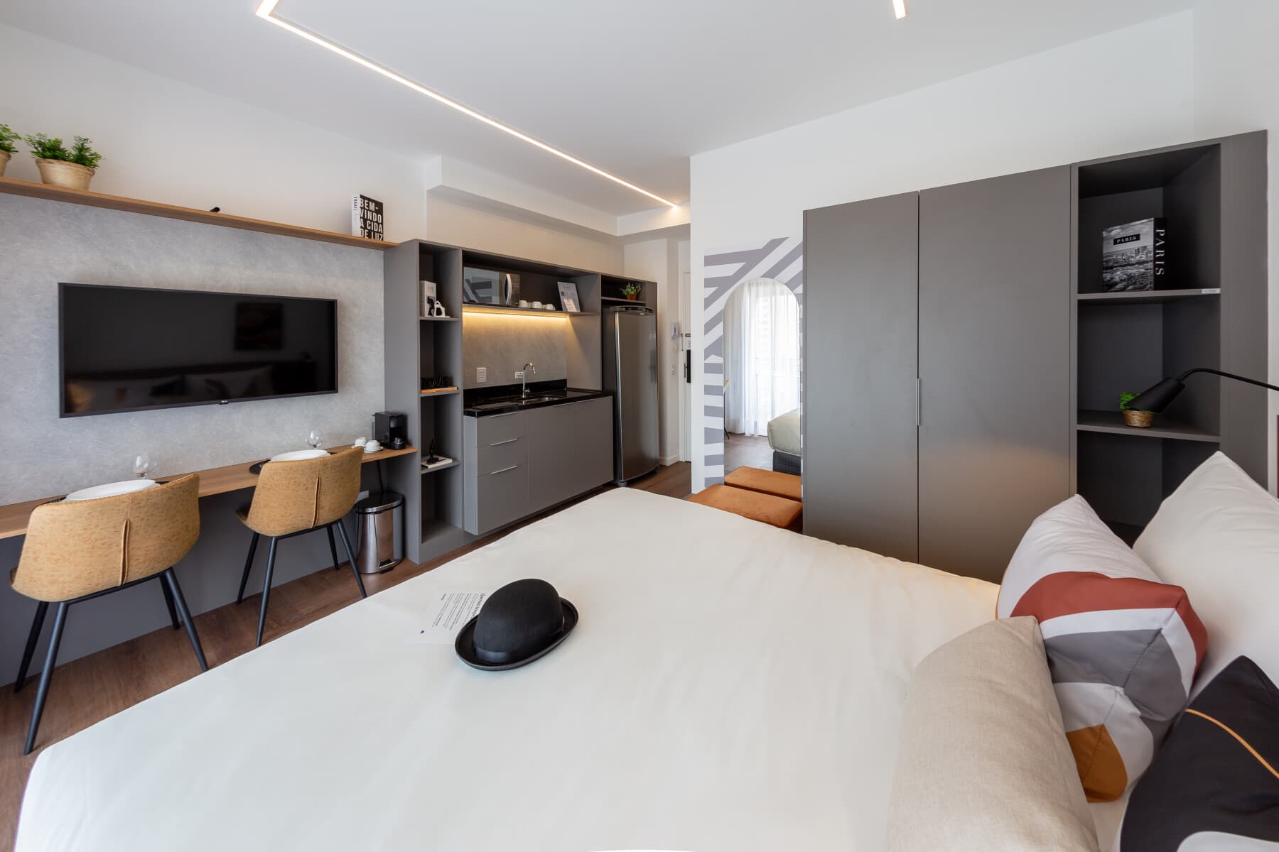 Charlie Wonder Brooklin