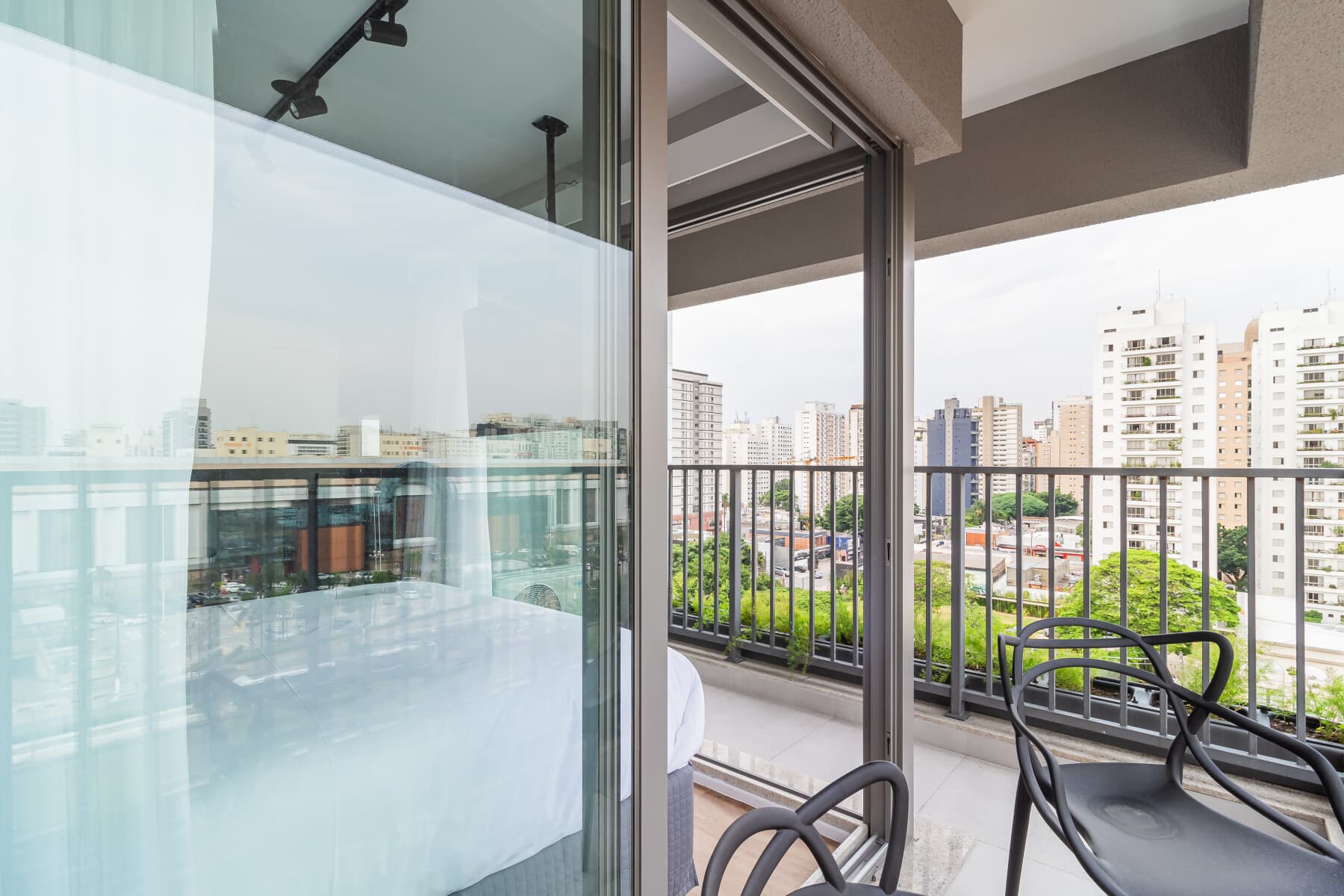 Studio Casal com Varanda 36M - Charlie For You Moema