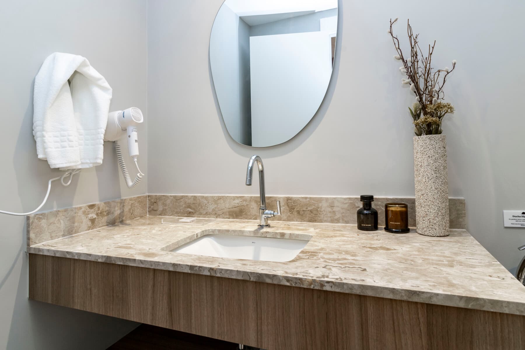 Charlie GlassArt Perdizes