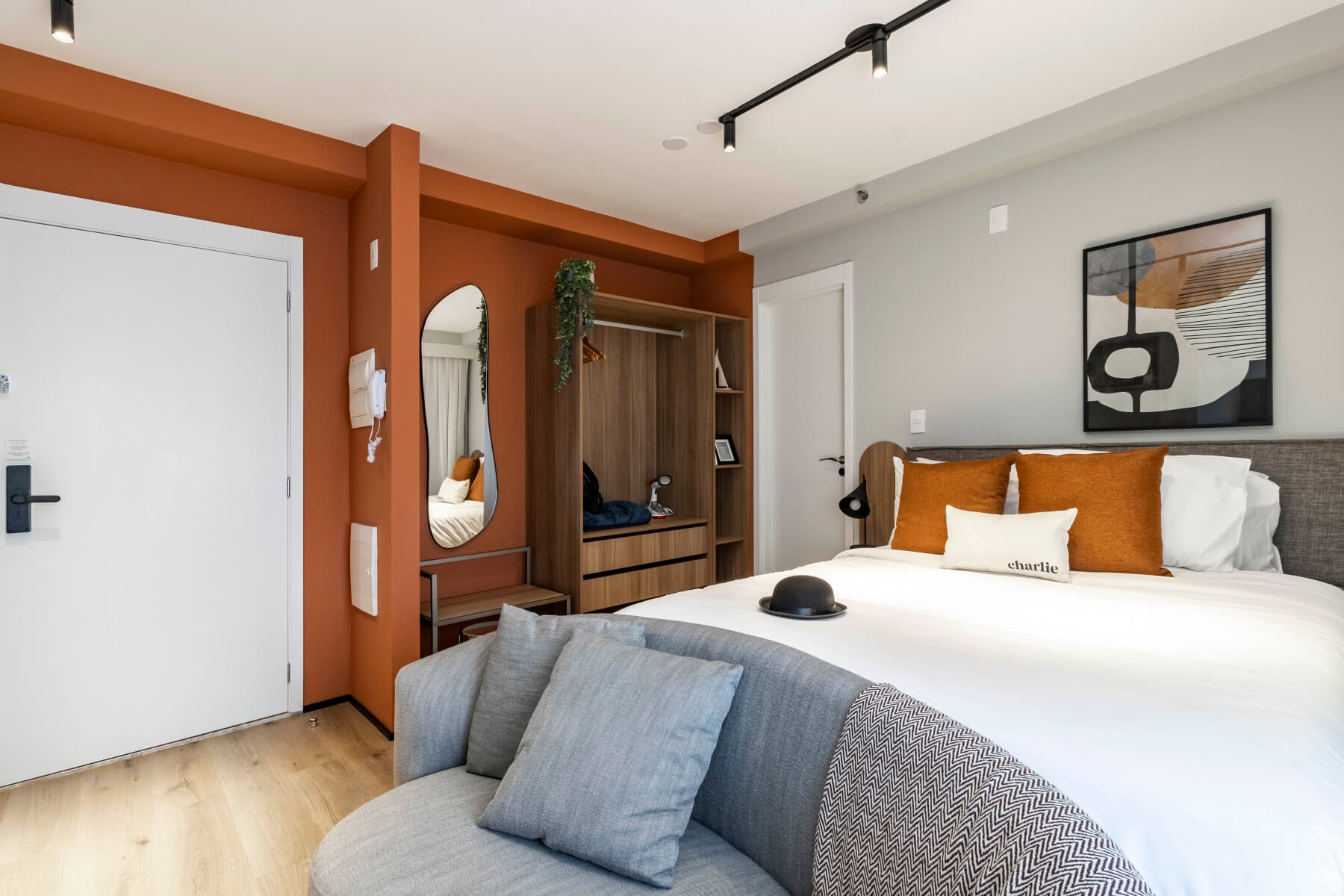 Charlie GlassArt Perdizes