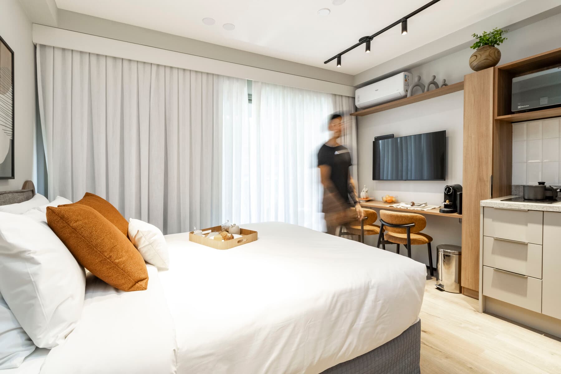 Charlie GlassArt Perdizes