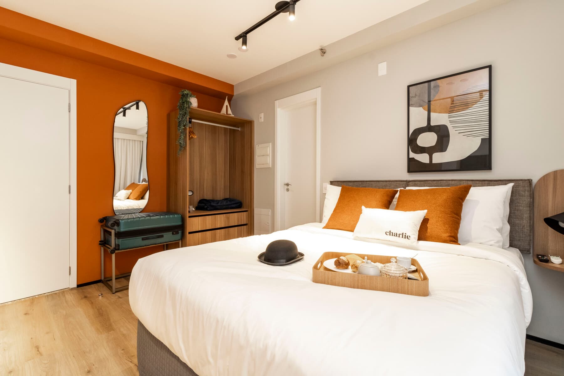 Charlie GlassArt Perdizes