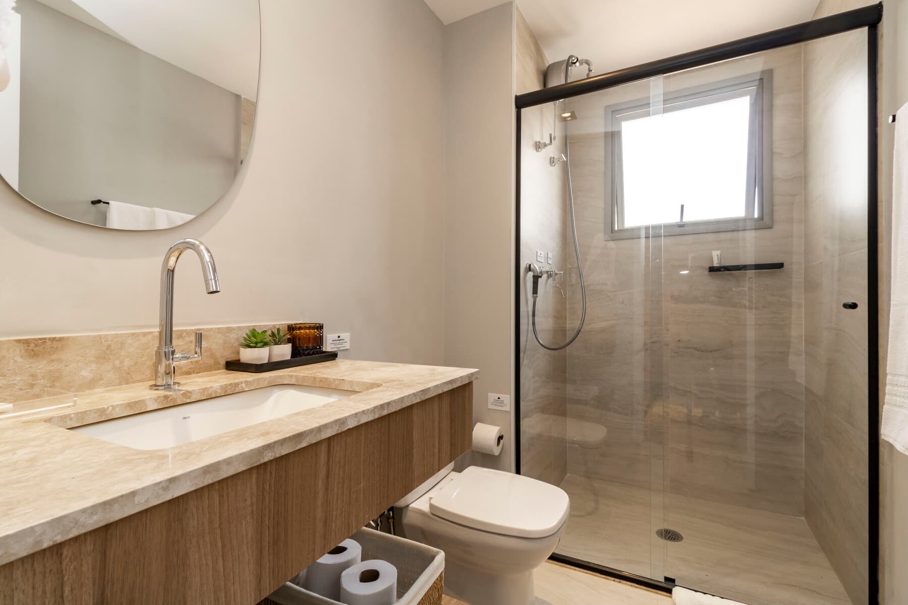 Charlie GlassArt Perdizes