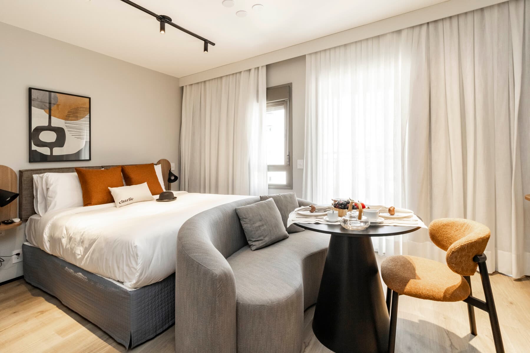 Charlie GlassArt Perdizes