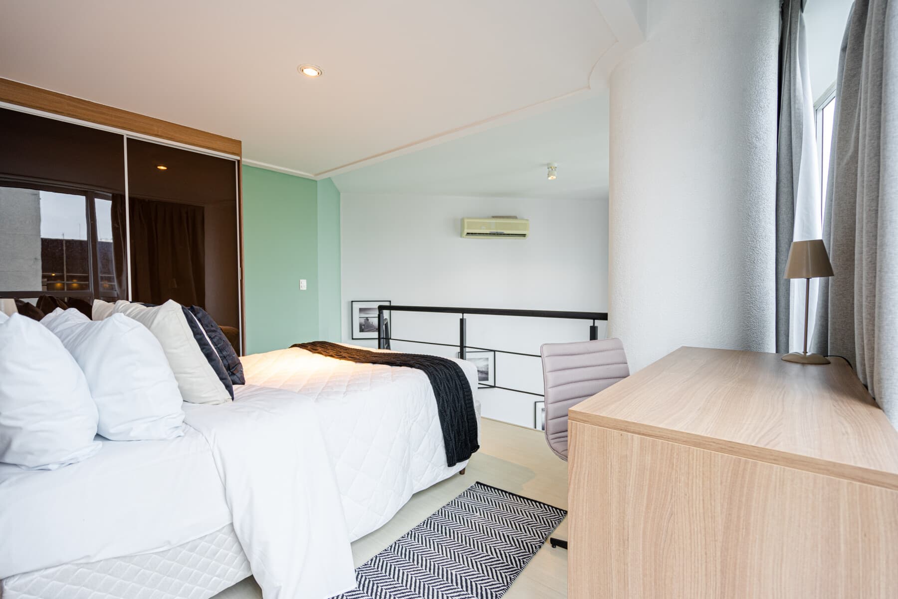 Duplex 1 Dorm Superior Casal - Charlie NYC Berrini