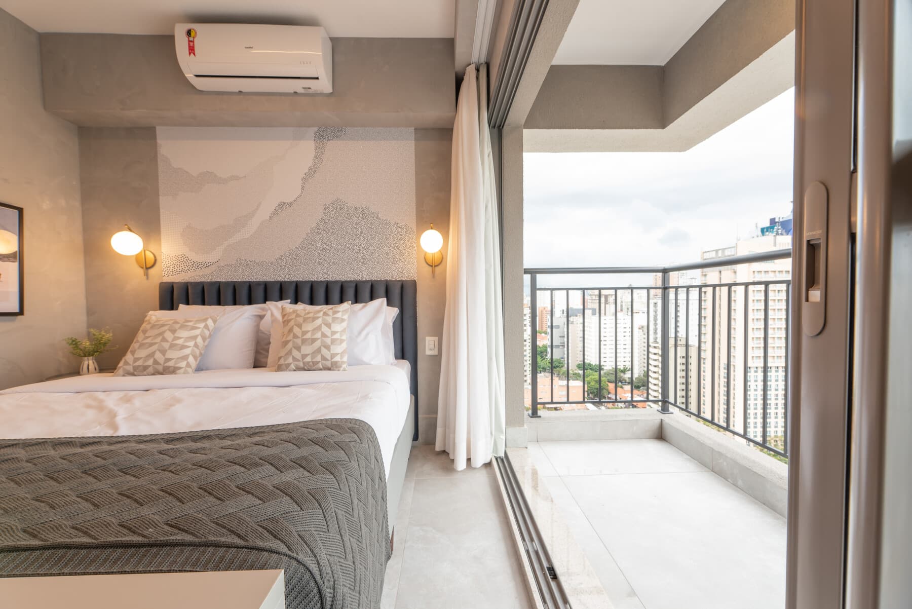 Studio Standard Casal - Charlie Vitrali Moema