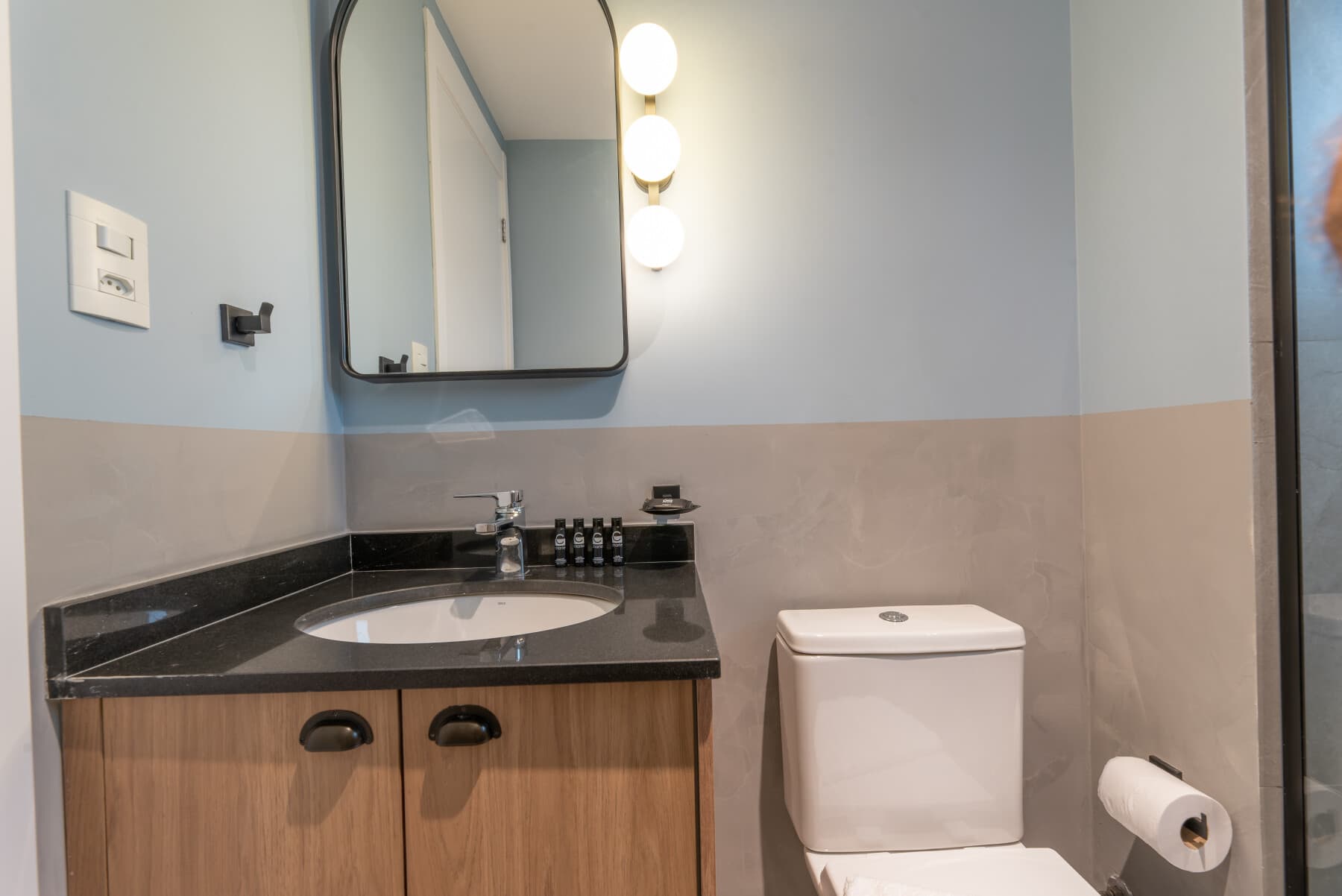 Studio Standard Casal - Charlie Vitrali Moema