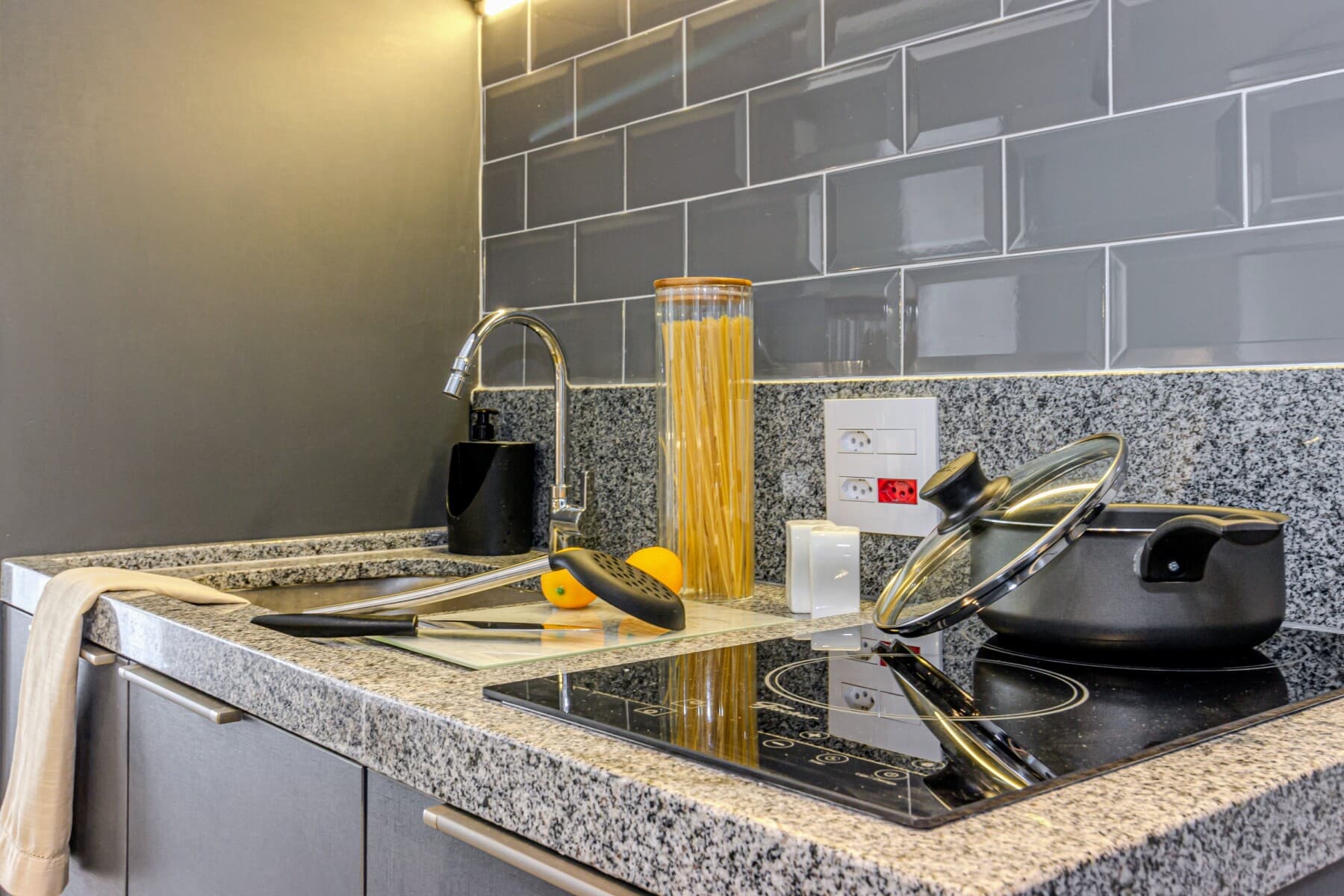 Studio Standard Casal com Varanda NR - Charlie Nik Paulista