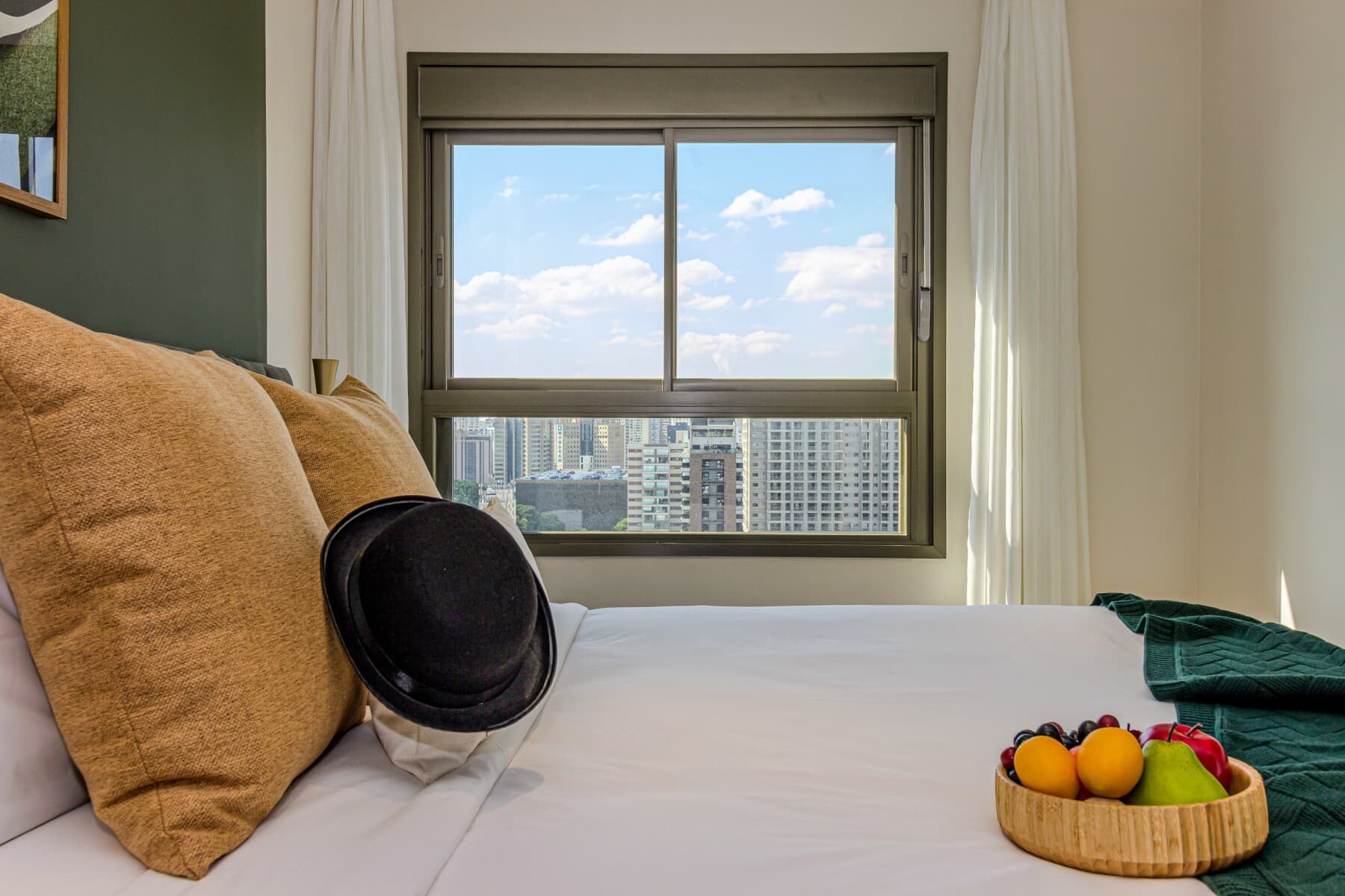 Apto 1 Dorm 30m com Sofá Cama - R - Charlie Bothanic Campo Belo