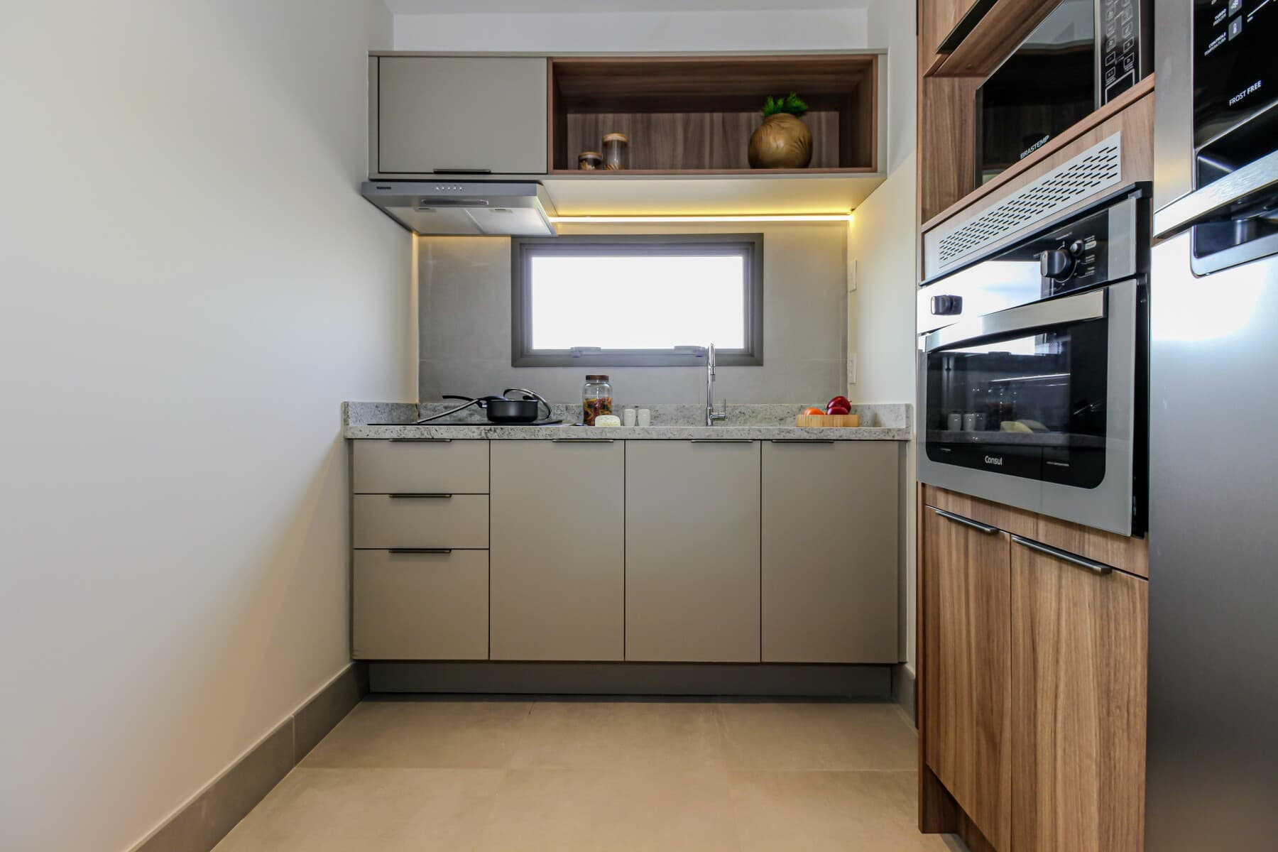 Charlie Bothanic Campo Belo