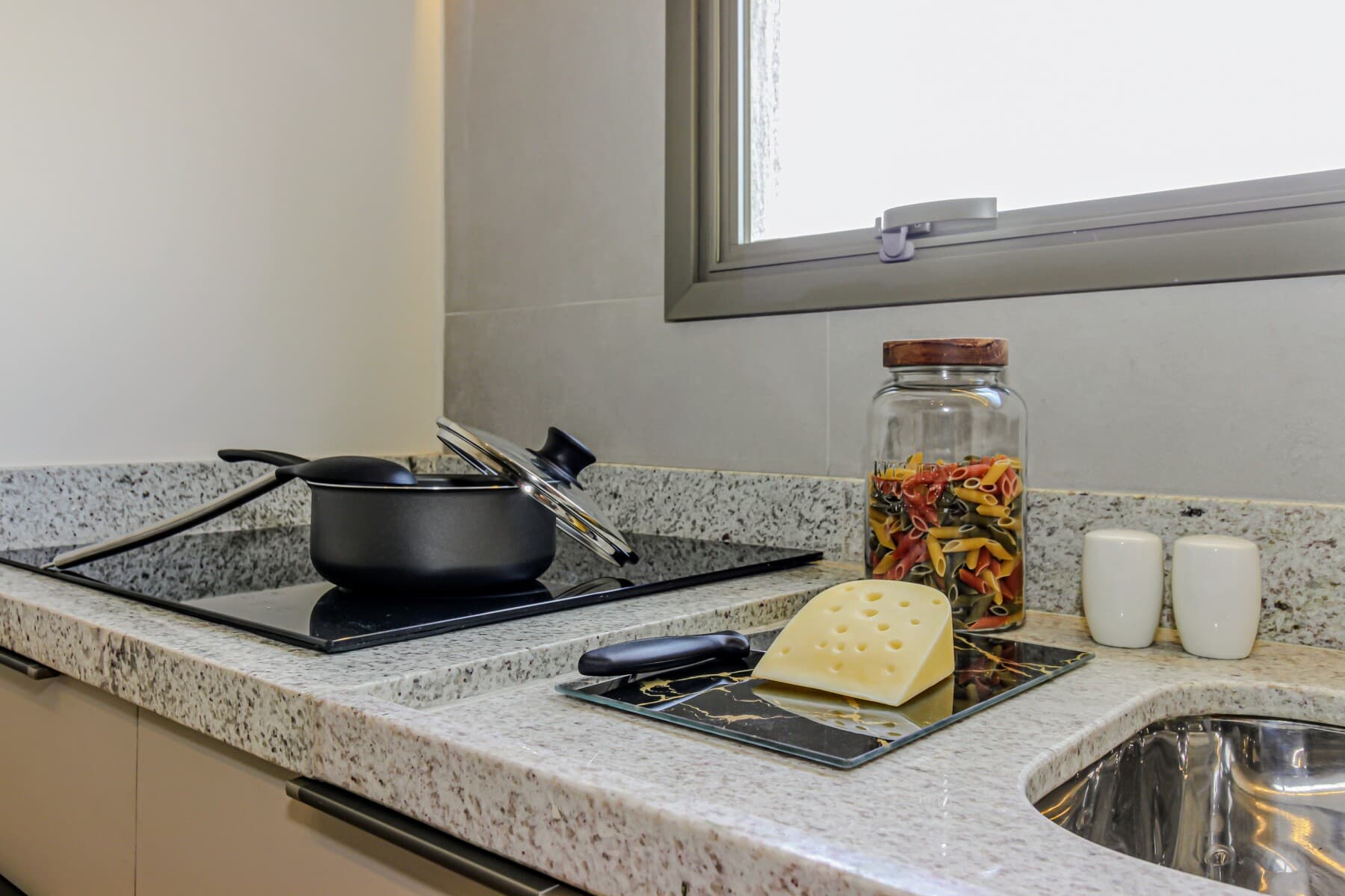 Charlie Bothanic Campo Belo