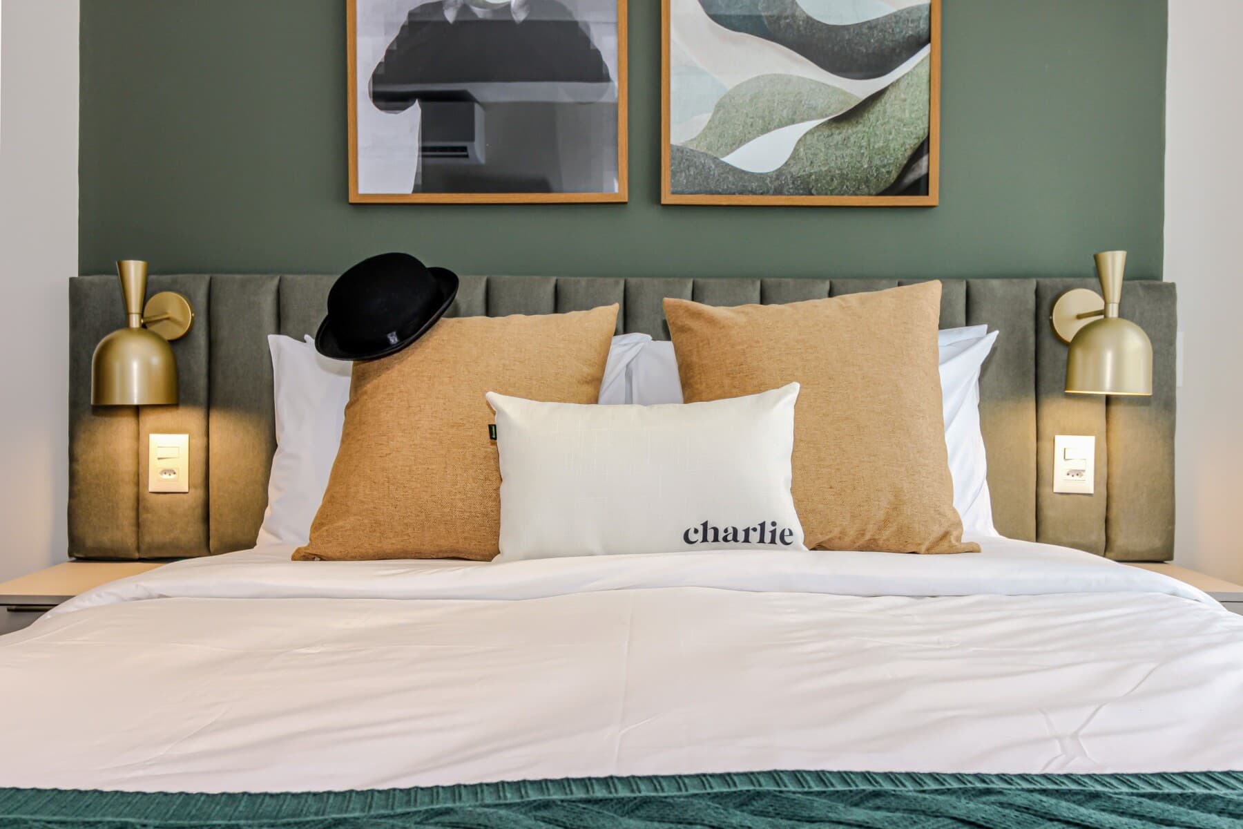 Apto 2 Dorm com Sofá Cama 42m - R - Charlie Bothanic Campo Belo