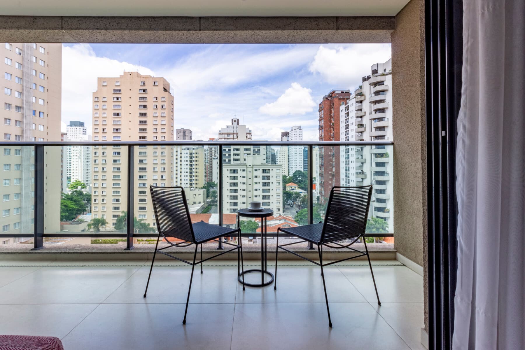 Studio Solteiro com Varanda - Charlie Itaim