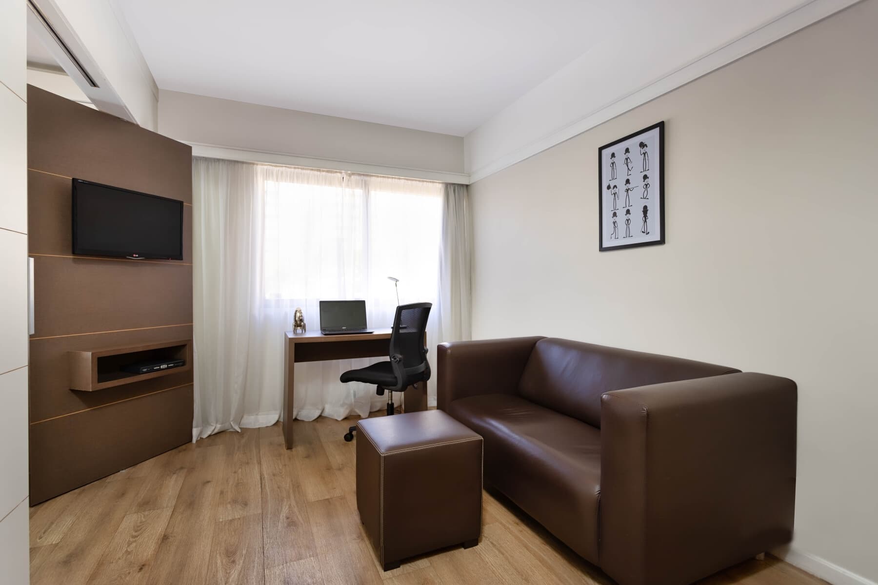 Studio Superior Casal - NewCiti Itaim by Charlie