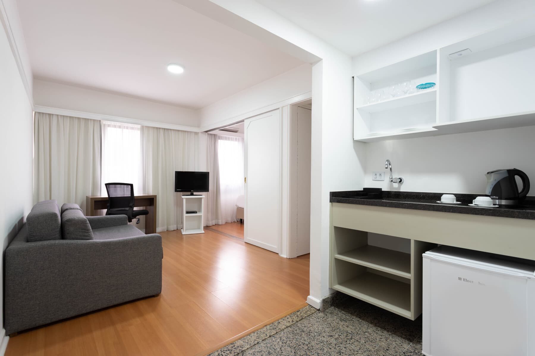 Studio Standard Solteiro - NewCiti Itaim by Charlie