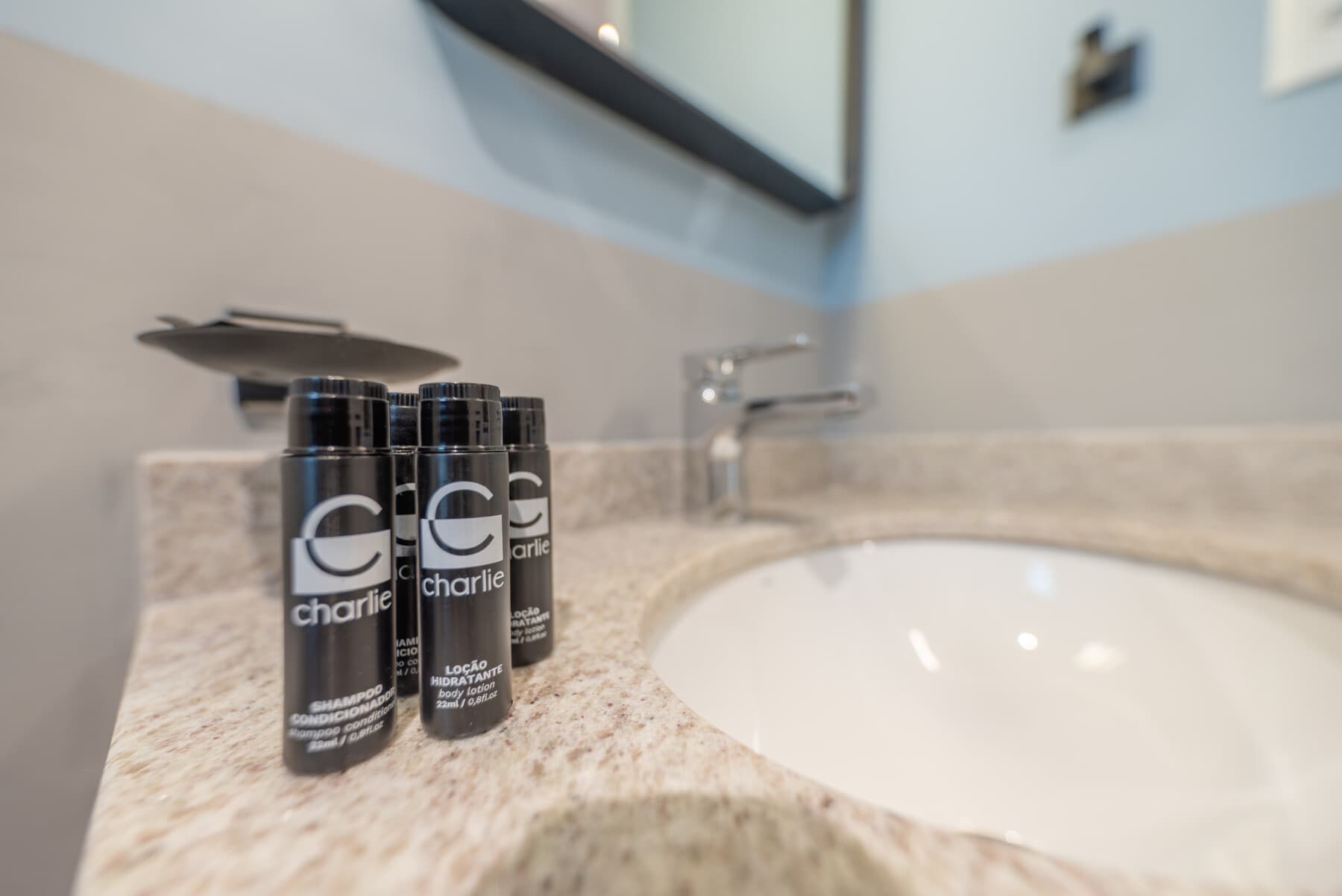 Studio Superior Casal com Sofá Cama - Charlie Vitrali Moema