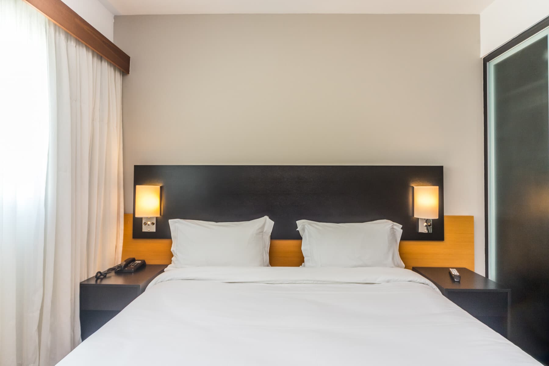 Suíte Standard Casal - Paraíso Suítes by Charlie