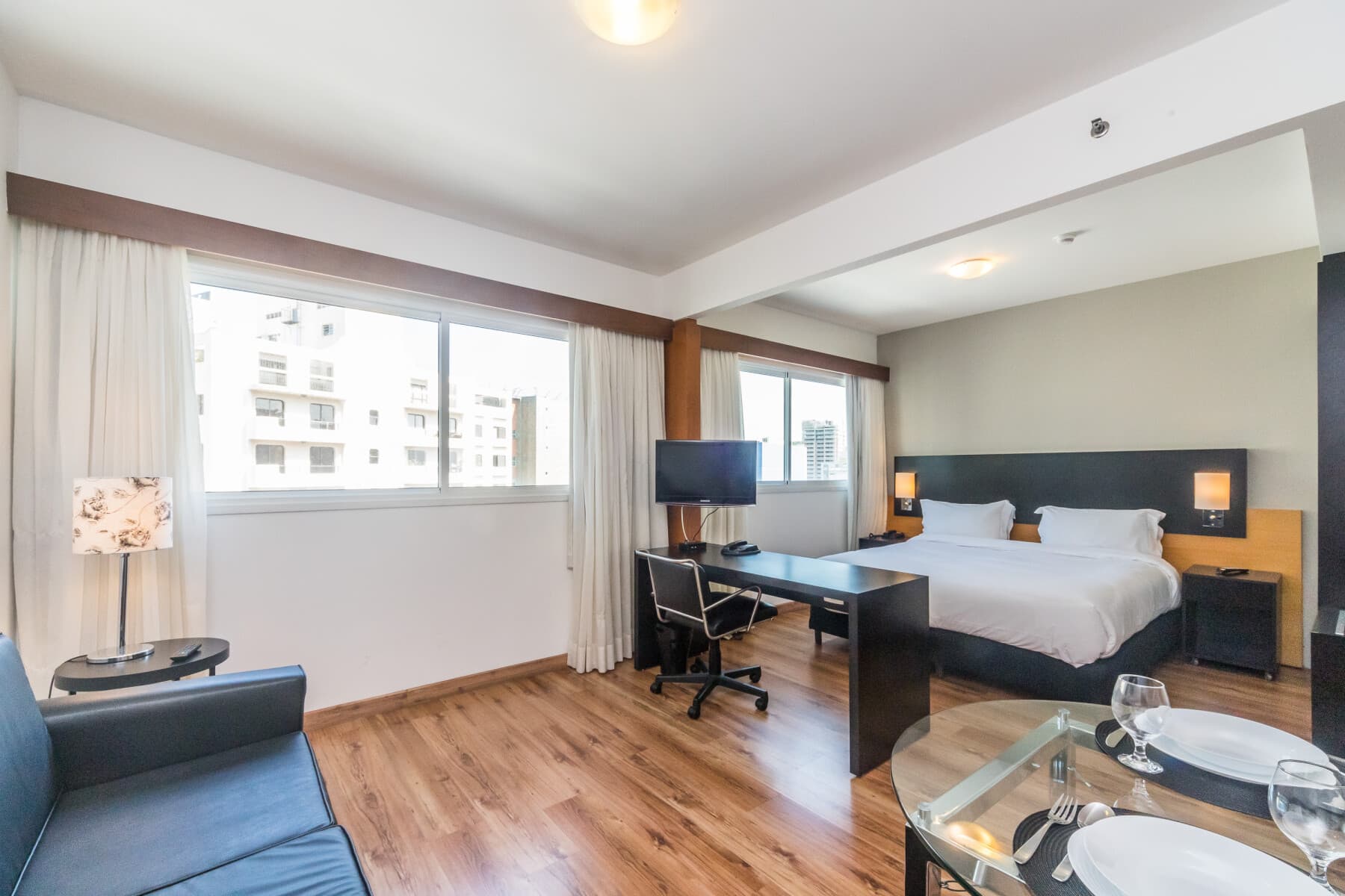 Suíte Standard Casal - Paraíso Suítes by Charlie