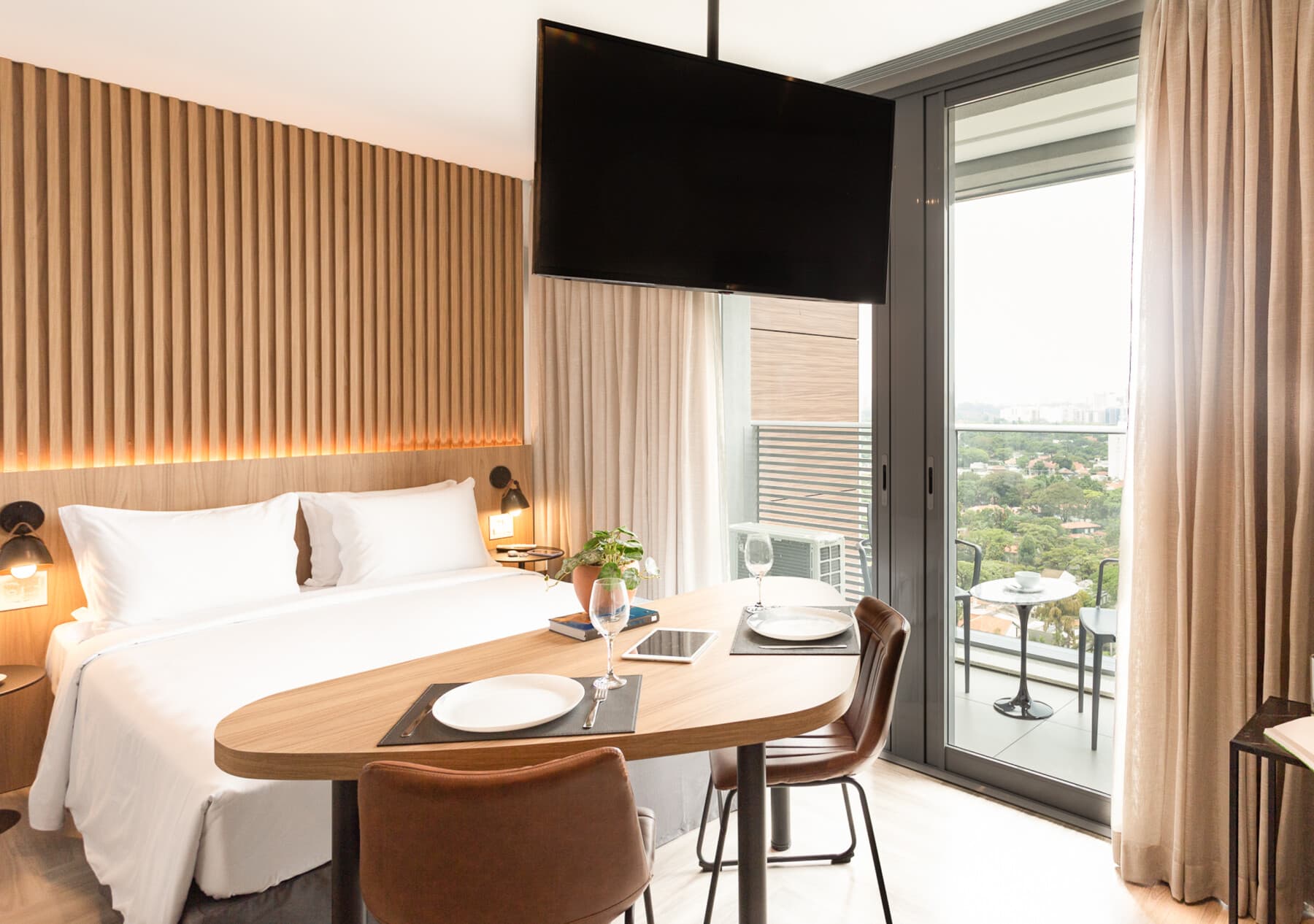 Charlie Wide Pinheiros