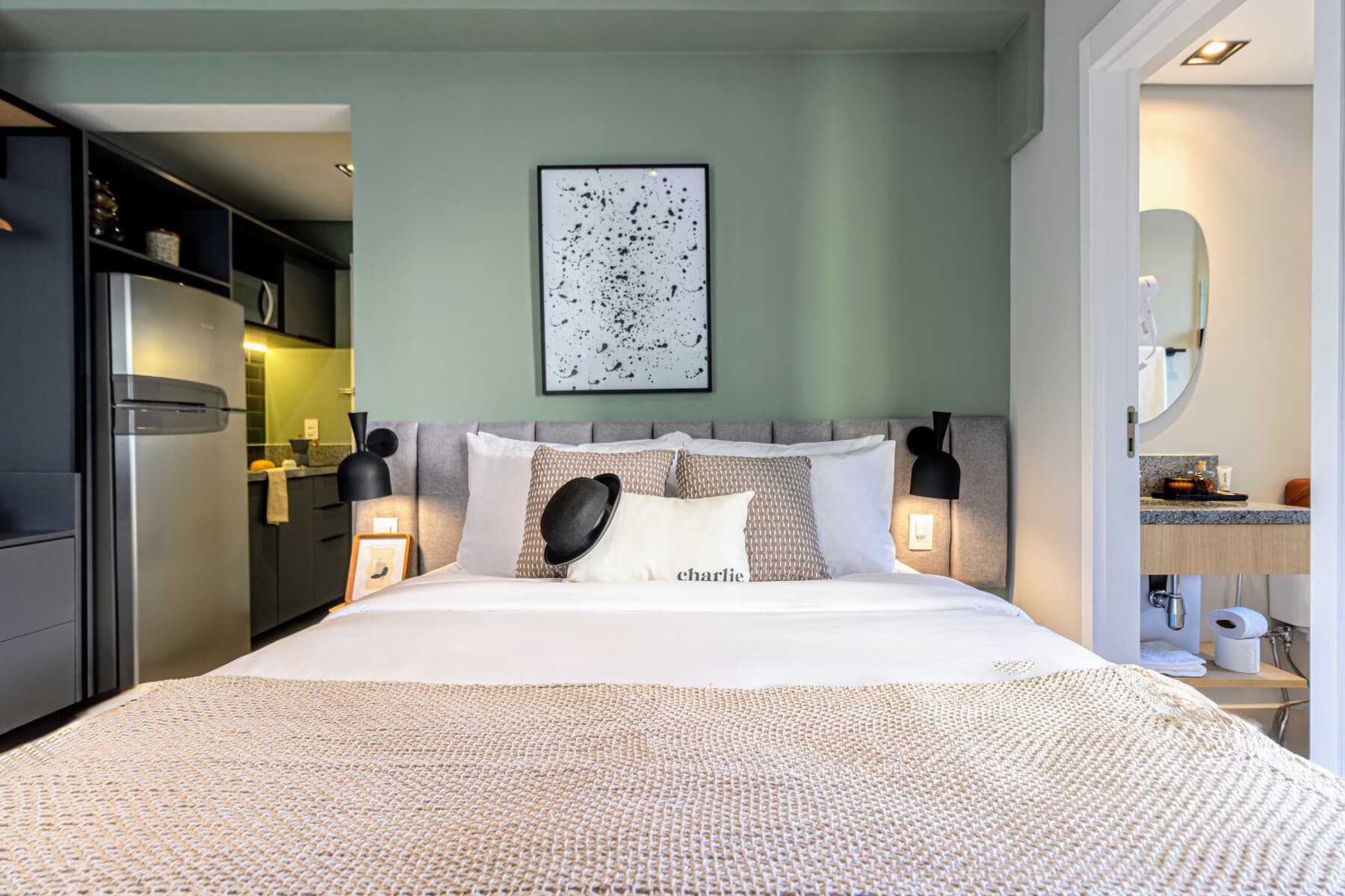 Studio Standard Casal com Varanda R - Charlie Nik Paulista