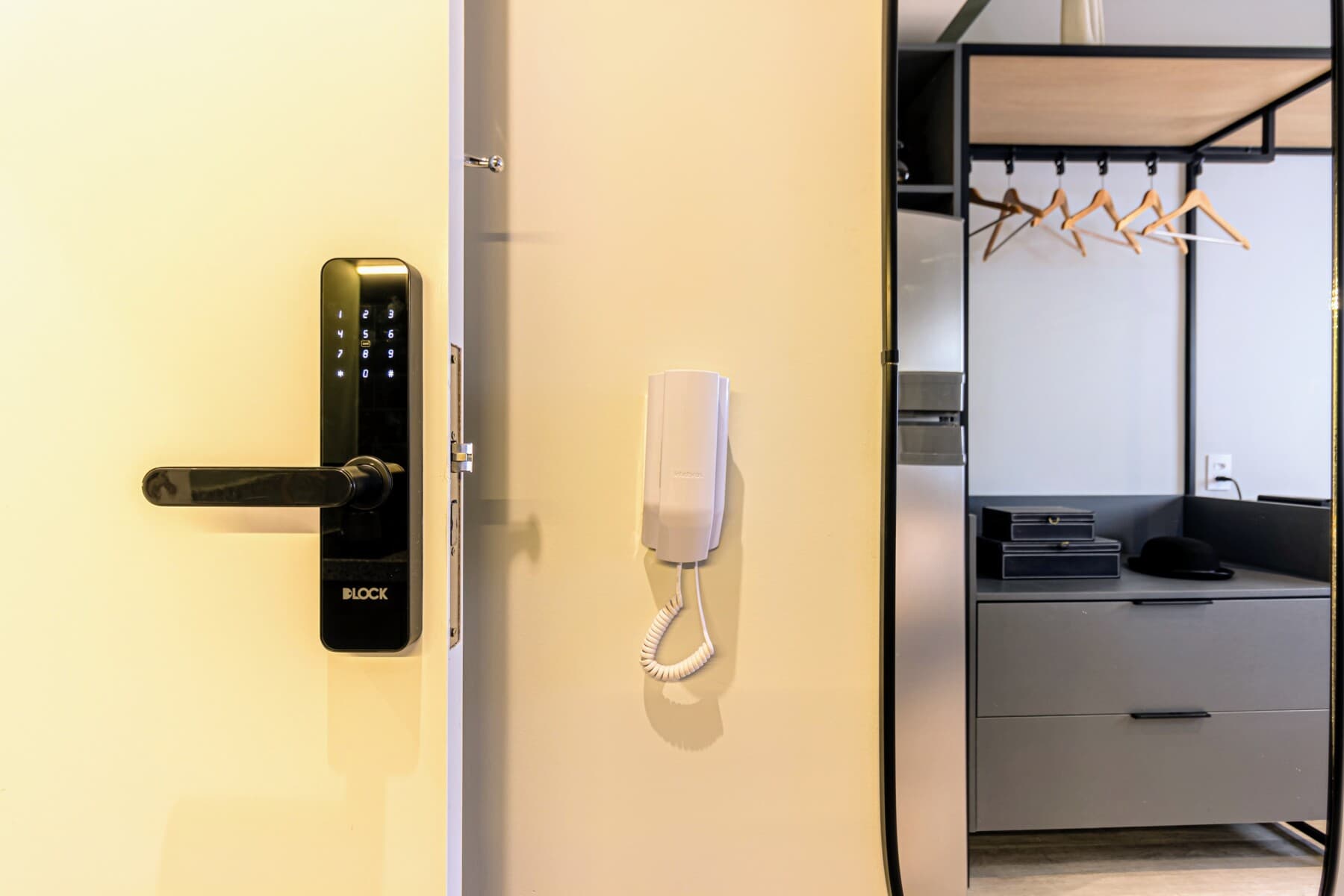 Studio Standard Casal com Varanda R - Charlie Nik Paulista