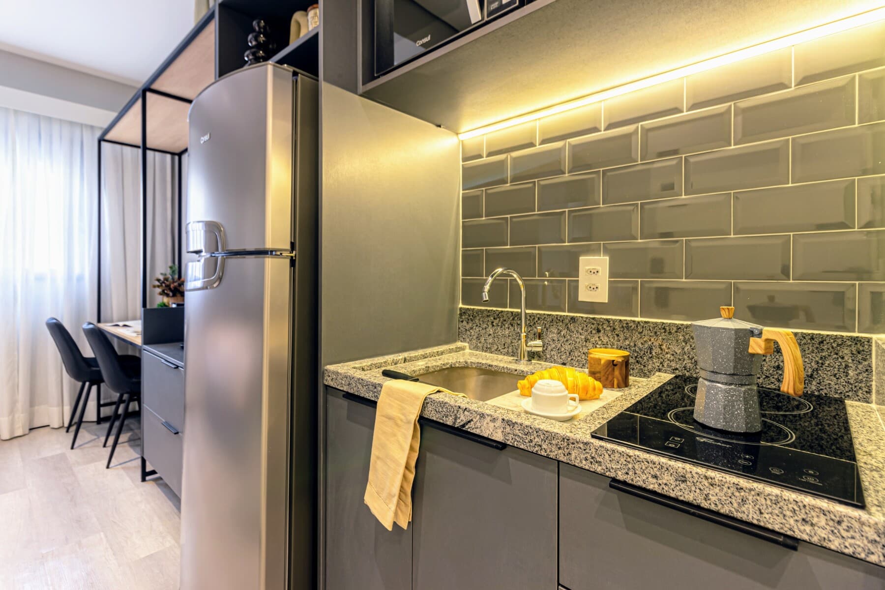 Studio Standard Casal com Varanda R - Charlie Nik Paulista