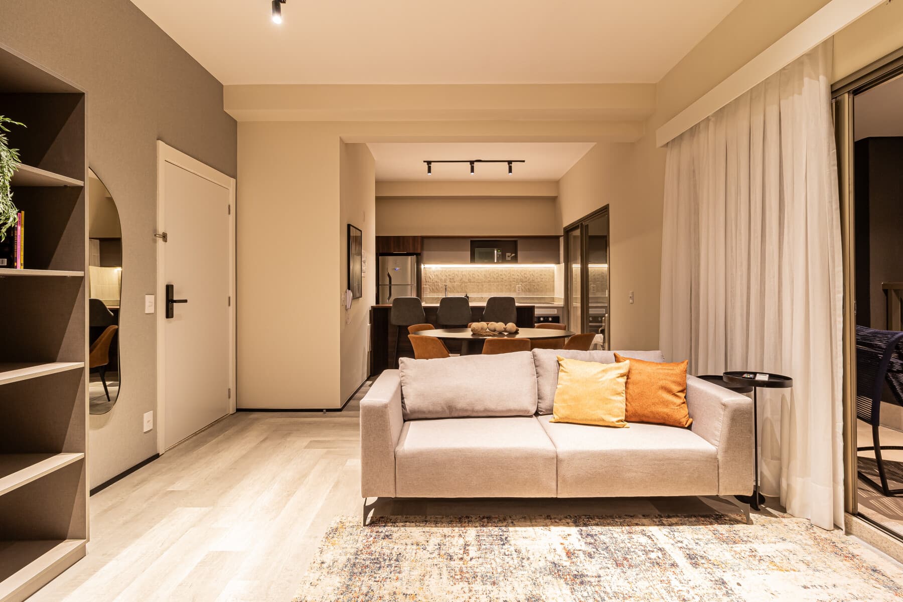 Apartamento 2 Dorms (Casal e 2 Solteiro) - 81M - Iconyc House of Charlie