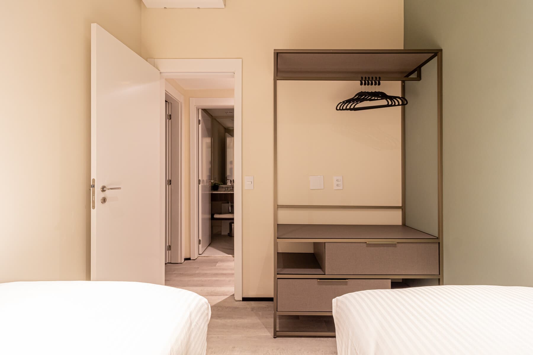 Iconyc House of Charlie