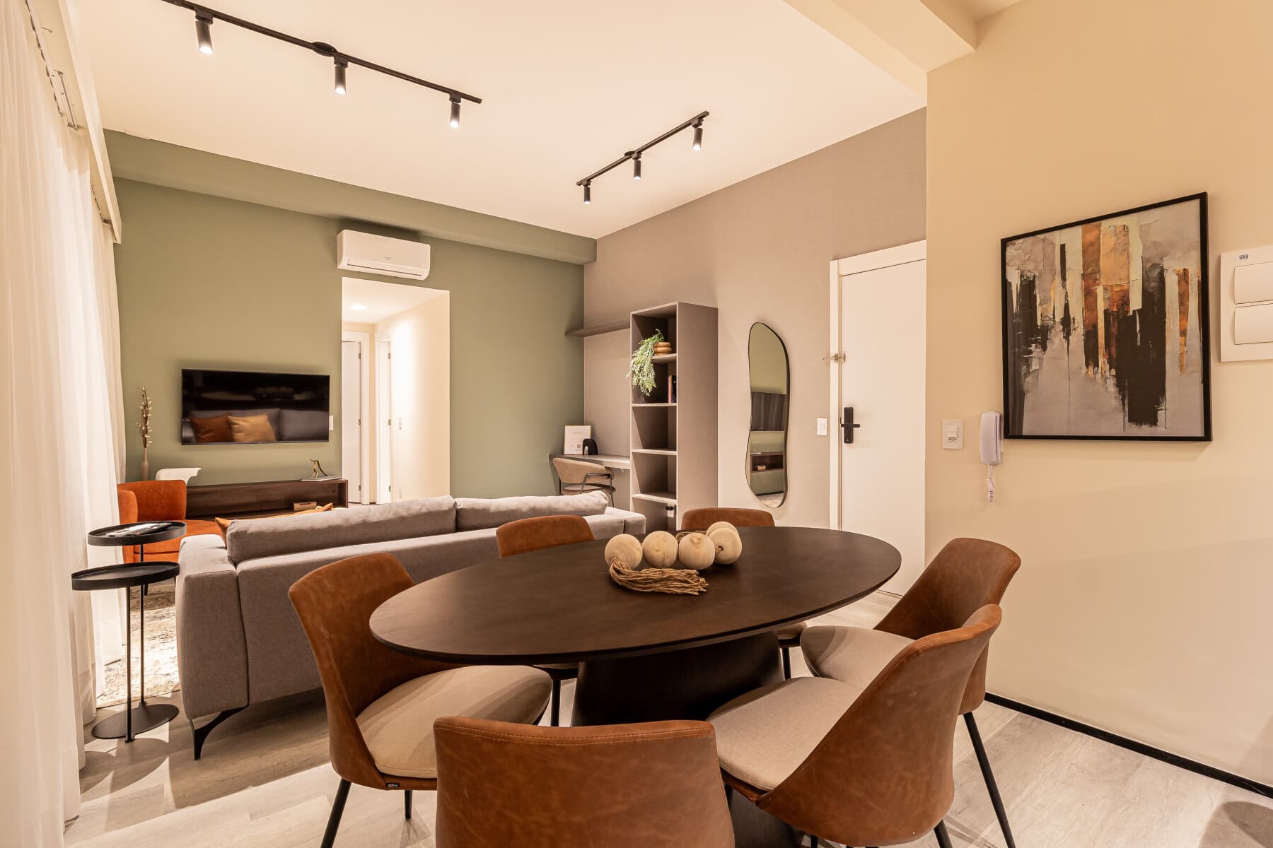 Iconyc House of Charlie