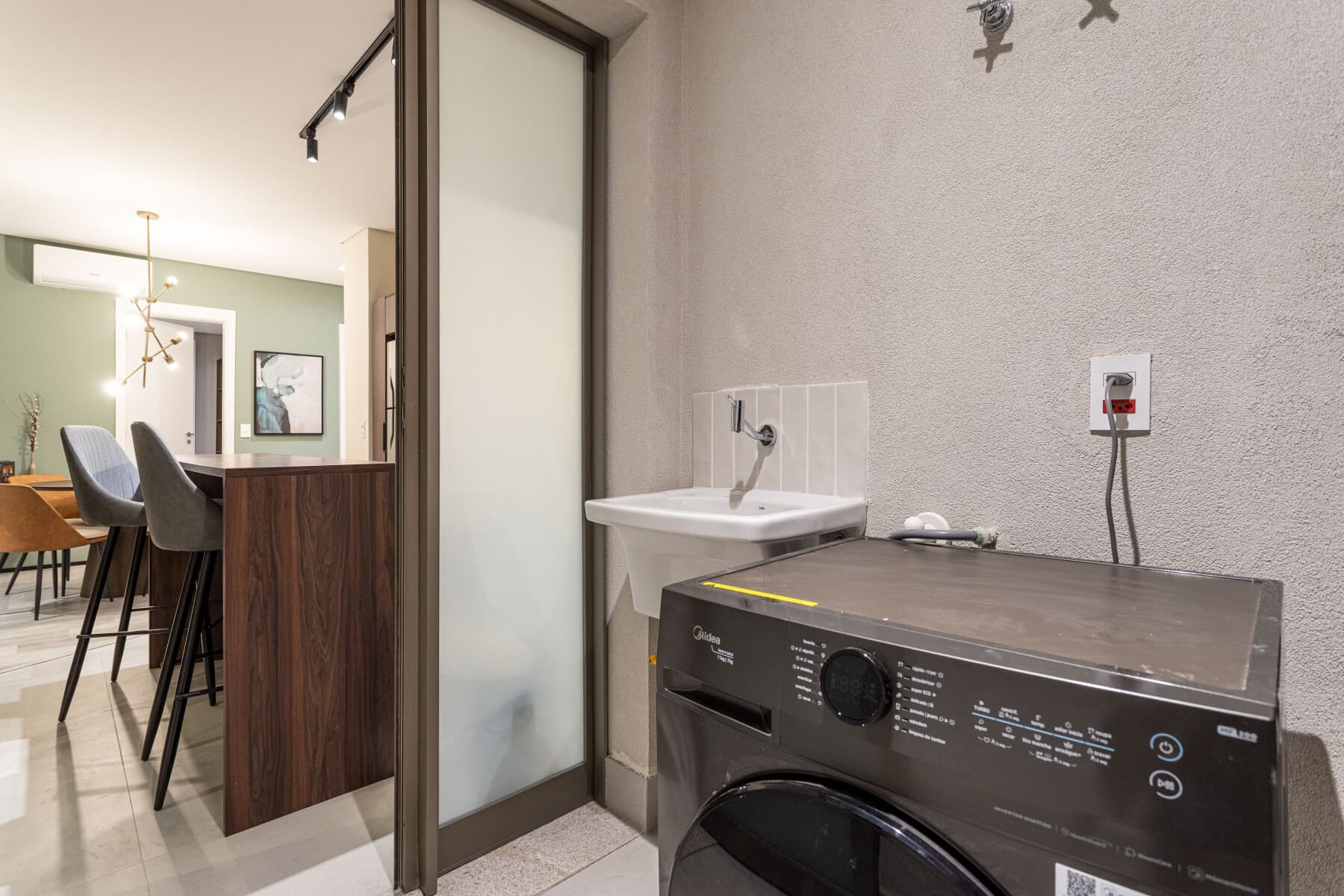 Apto Deluxe 2 Dorms (Casal 2 Solteiro) - 97M - Iconyc House of Charlie